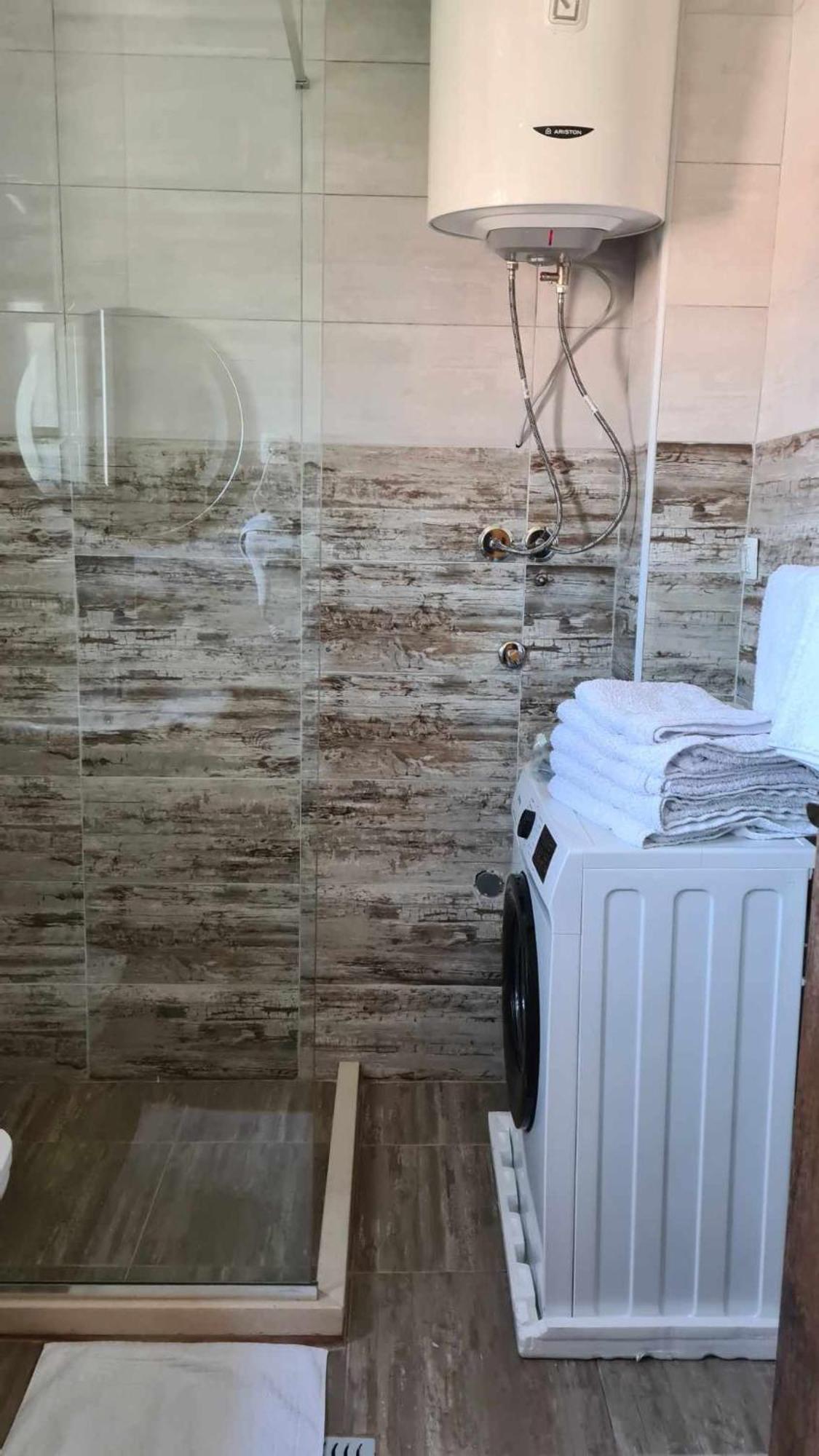 Apartments Ivetic Котор Экстерьер фото